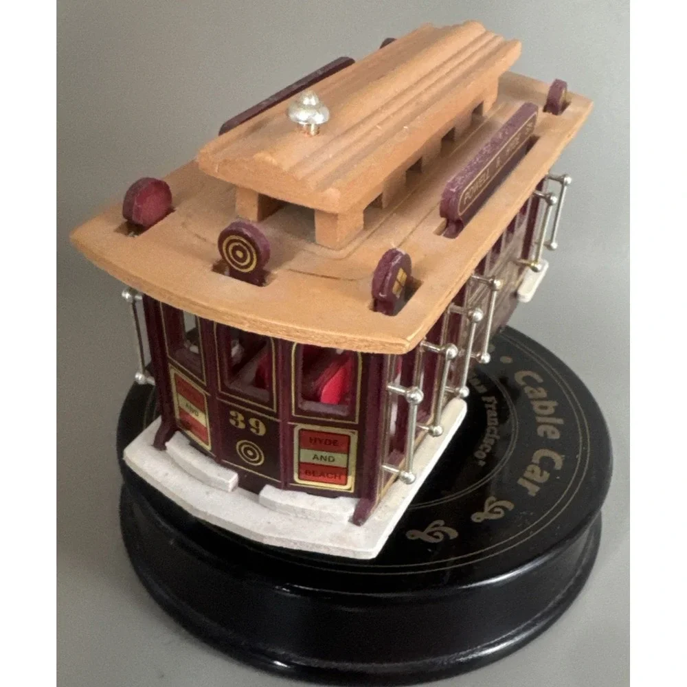 Working I Left My Heart In San Francisco Rotating Cable Car Music Turntable